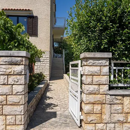 Awesome In With Wifi *