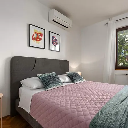 Awesome In With Wifi * Porec