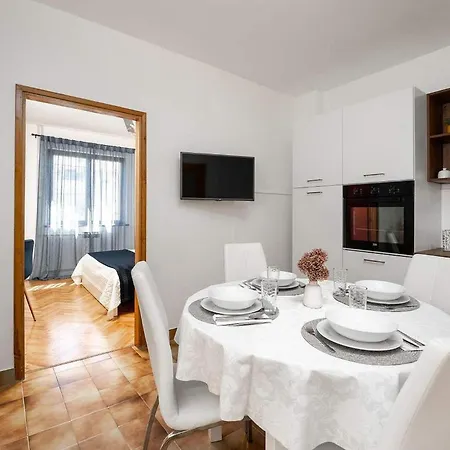 Awesome In With Wifi Appartamento Porec