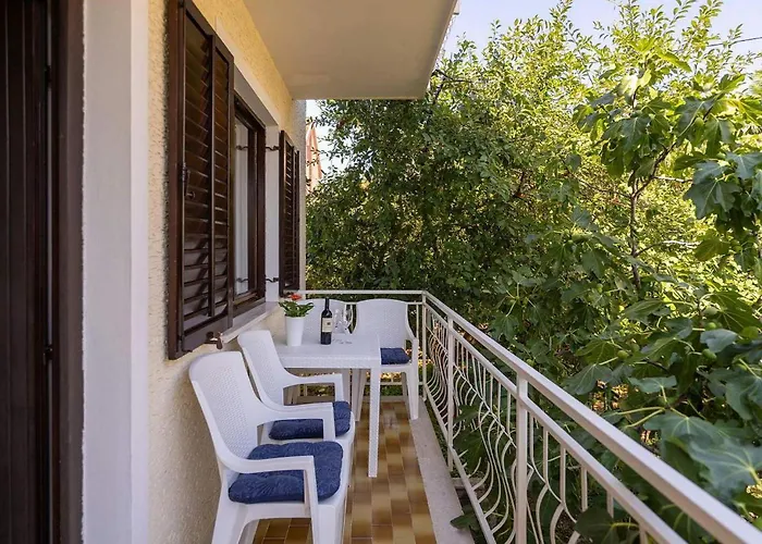 Awesome In With Wifi Apartman Poreč